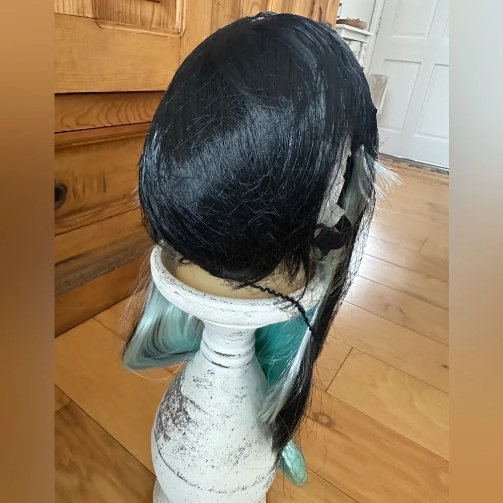 WIG Black and Light Blue Women's Wig & Hair Cap NEW (still in wrap) - Picture 3 of 6